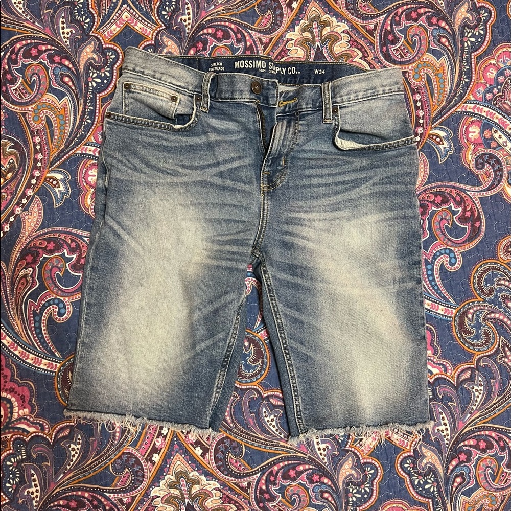 Mens shorts size 34  from Mossimo